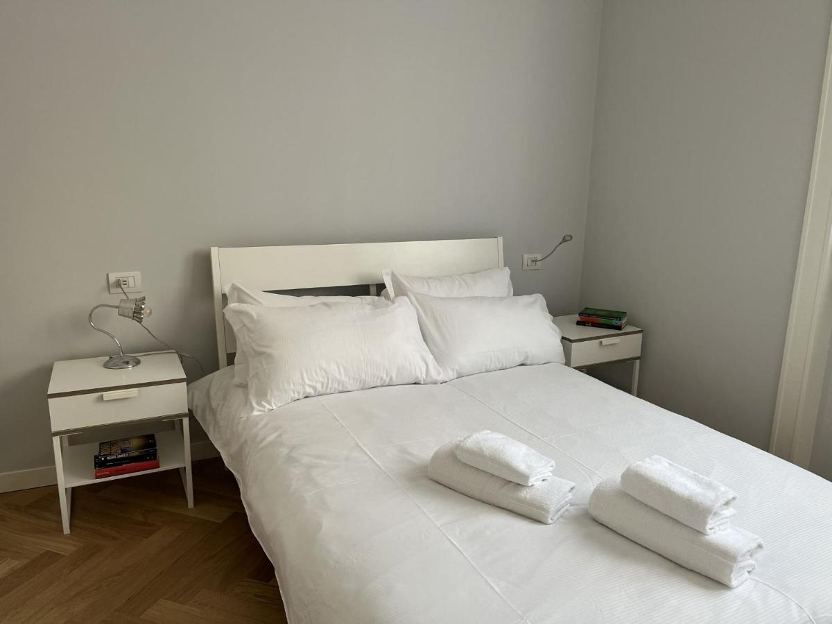 Sbam House Apartment Милано Екстериор снимка